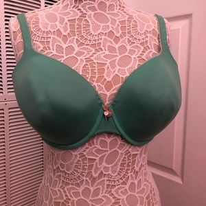 Body by Victoria Lined Perfect Coverage Size 38DD